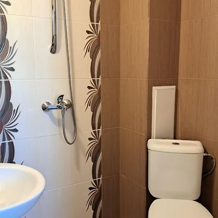 Estreya Pensiune Țarevo