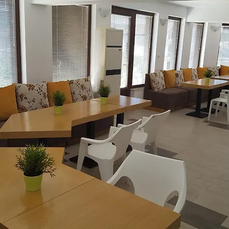 Pensiune Estreya Țarevo