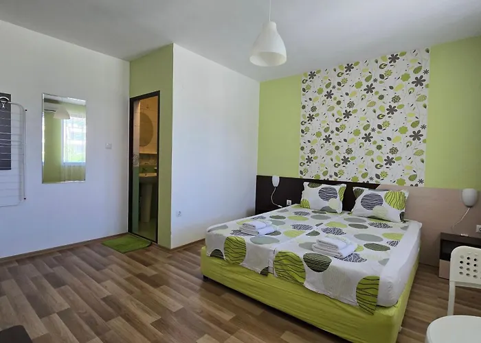 Estreya Gasthof Zarewo